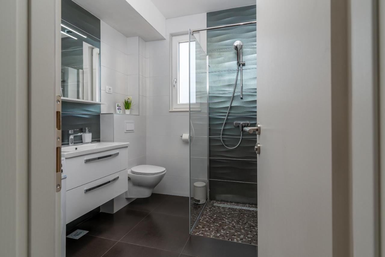 Villa Dalmata Трогир Екстериор снимка