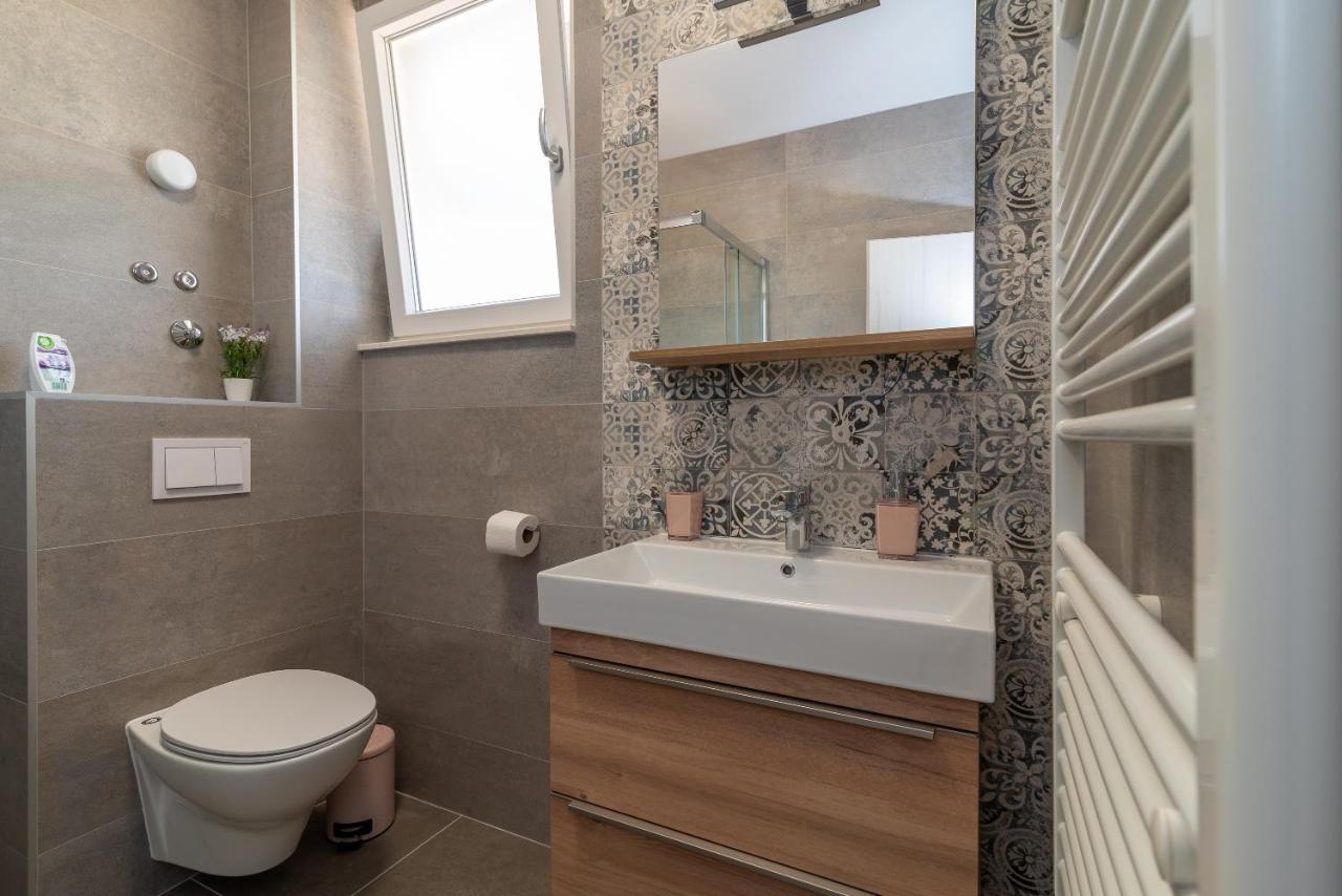 Villa Dalmata Трогир Екстериор снимка
