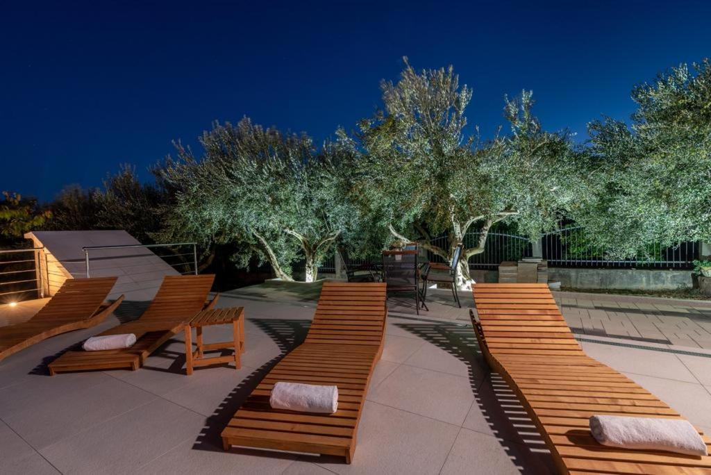 Villa Dalmata Трогир Екстериор снимка